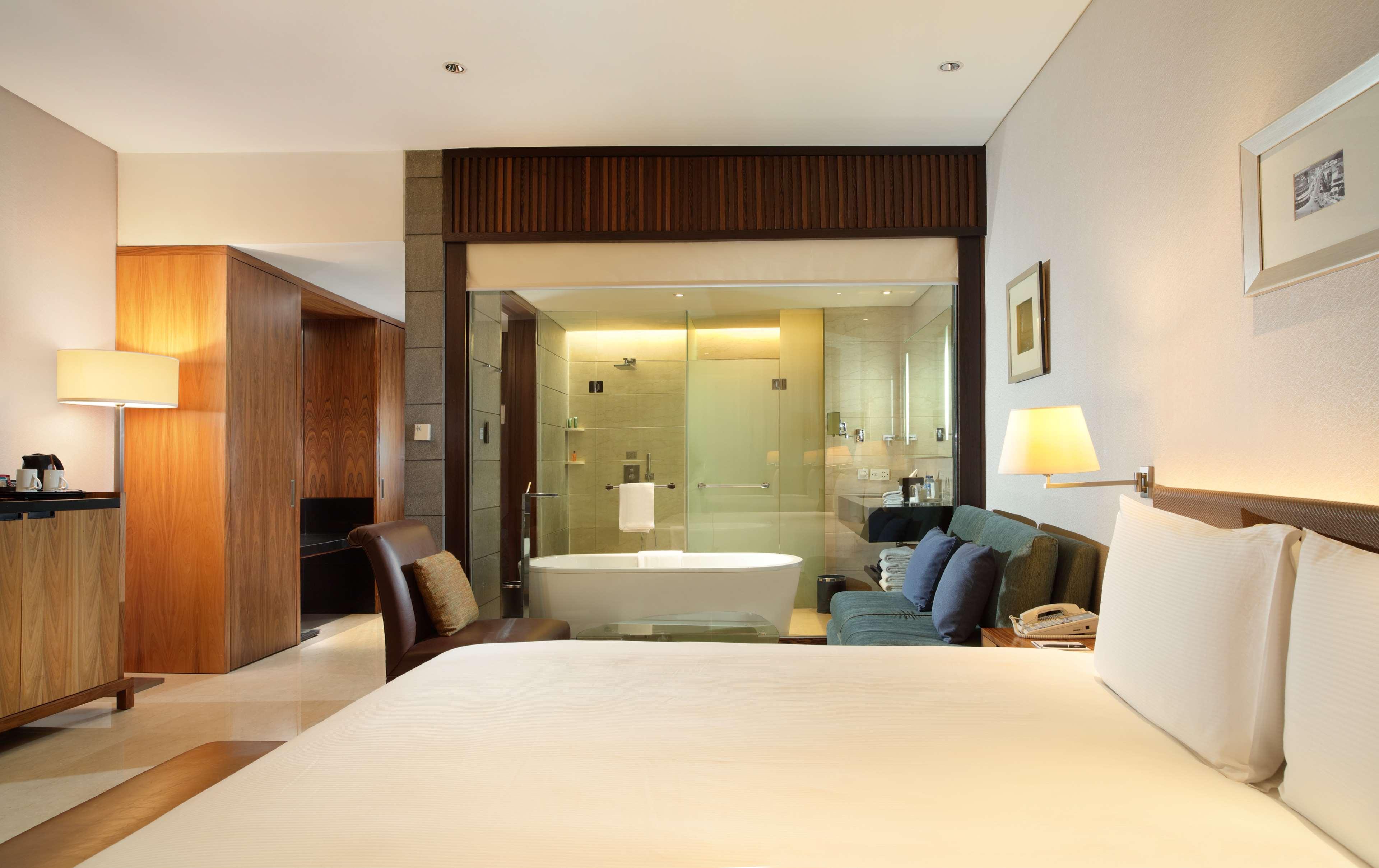 Hilton Bandung Hotel Eksteriør billede